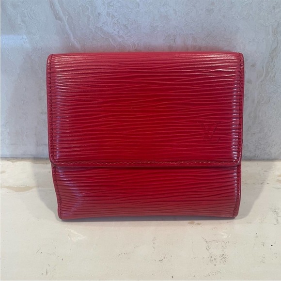 Red Leather Epi Louis Vuitton Wallet - Picture 2 of 7